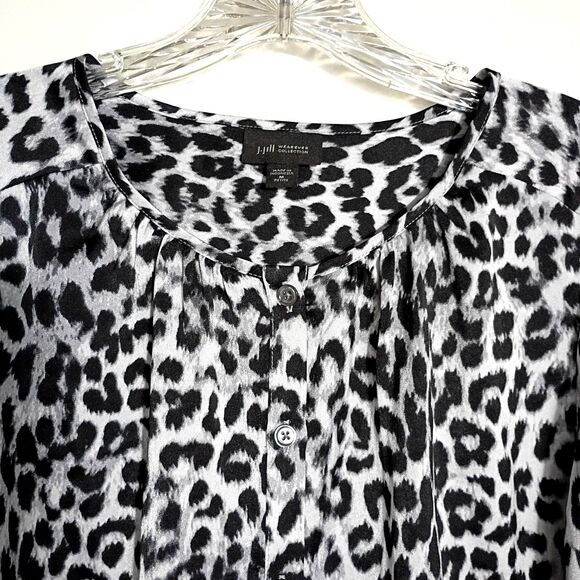 J. Jill Wearever Collection Satin Leopard Print Button Up Blouse MP Mob Wife - Picture 3 of 7
